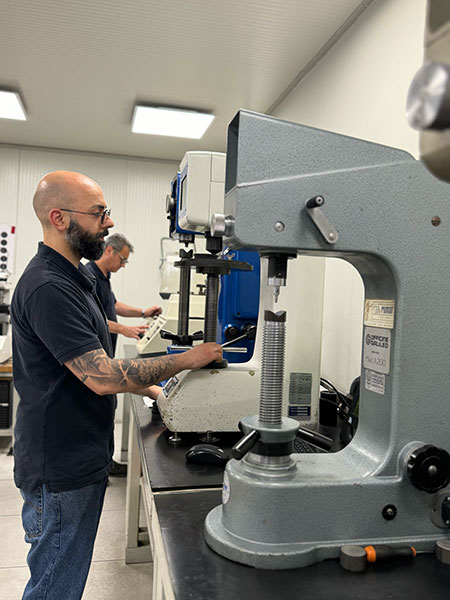 Laboratorio-Carbotempra-2